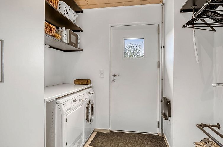 Vakantiehuis "Kato" -  from the sea