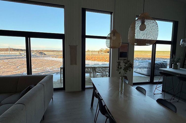 Vakantiehuis "Marten" - 500m from the sea