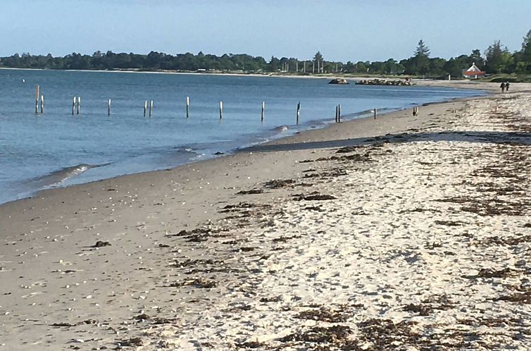 Vakantiehuis "Rikus" - 300m from the sea