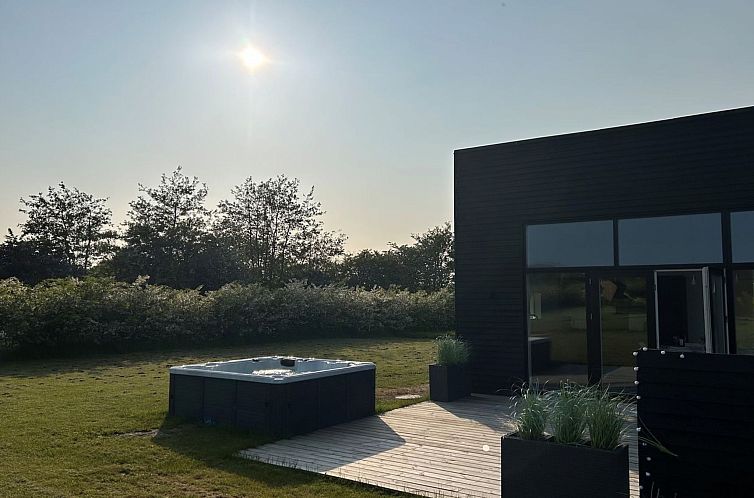 Vakantiehuis "Aatami" - 500m from the sea