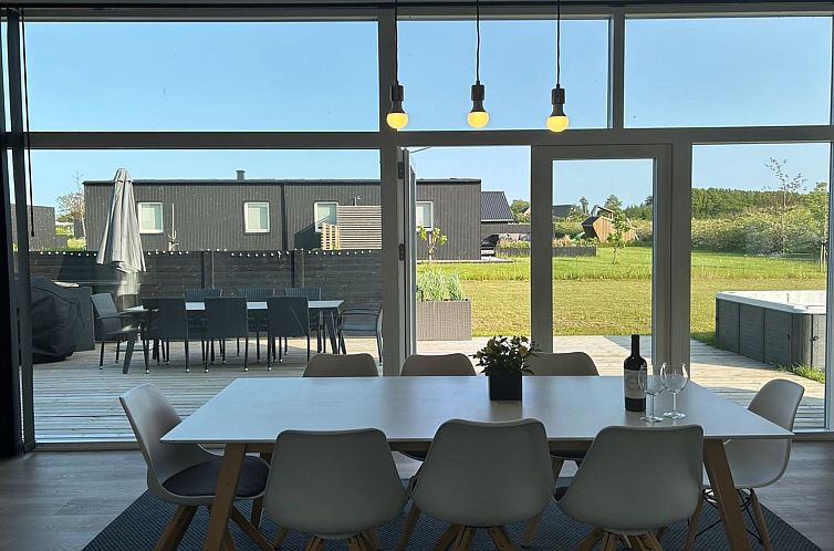 Vakantiehuis "Aatami" - 500m from the sea