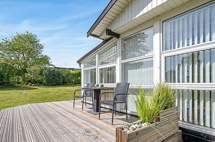 Vakantiehuis "Teija" - 300m from the sea