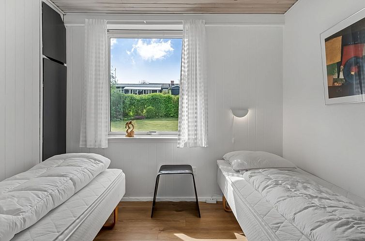 Vakantiehuis "Teija" - 300m from the sea