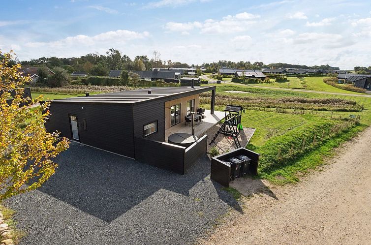 Vakantiehuis "Harrieth" - 300m from the sea