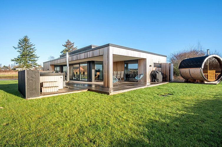 Vakantiehuis "Malfred" - 500m from the sea