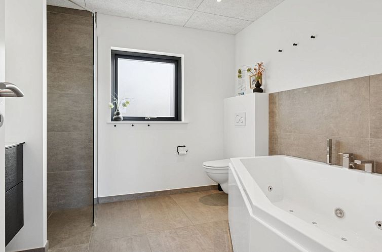 Vakantiehuis "Malfred" - 500m from the sea