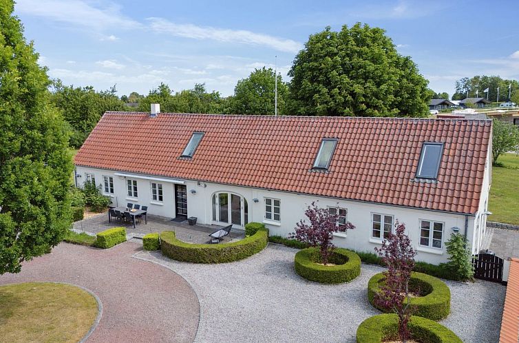 Vakantiehuis "Malinda" - 500m from the sea