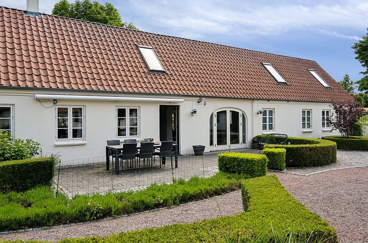 Vakantiehuis "Malinda" - 500m from the sea