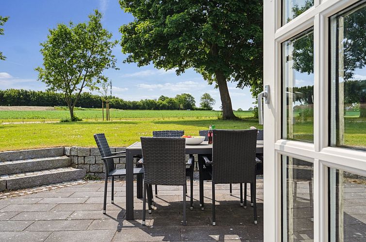 Vakantiehuis "Malinda" - 500m from the sea