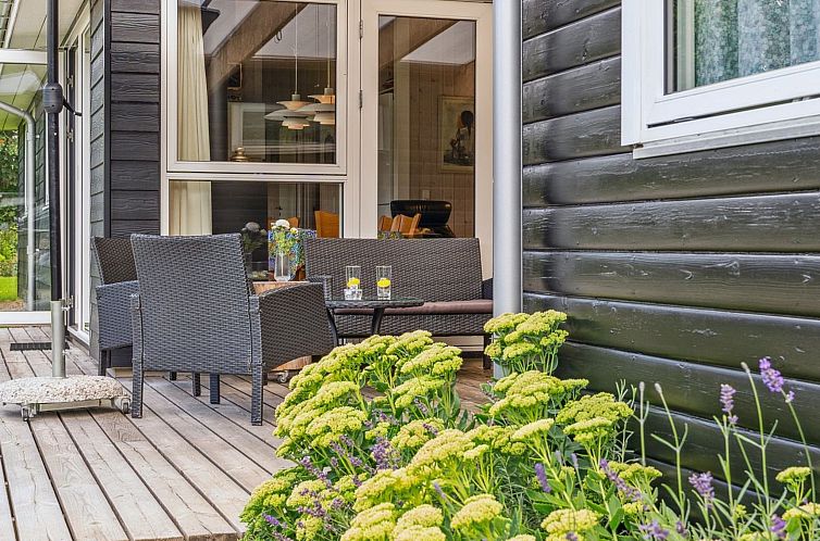 Vakantiehuis "Rikus" - 300m from the sea