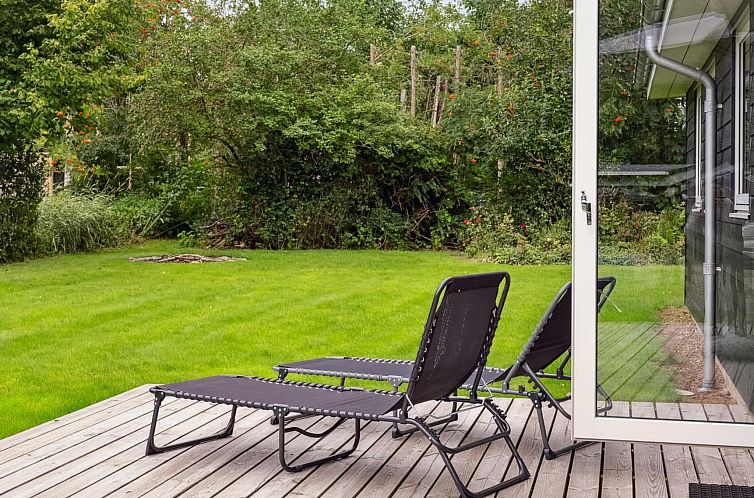 Vakantiehuis "Rikus" - 300m from the sea