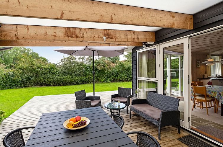 Vakantiehuis "Rikus" - 300m from the sea