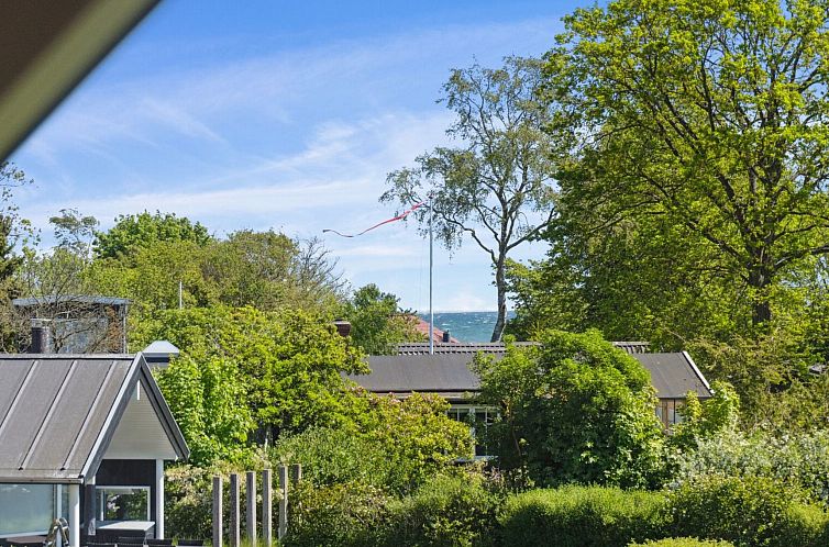 Vakantiehuis "Deljan" - 200m from the sea