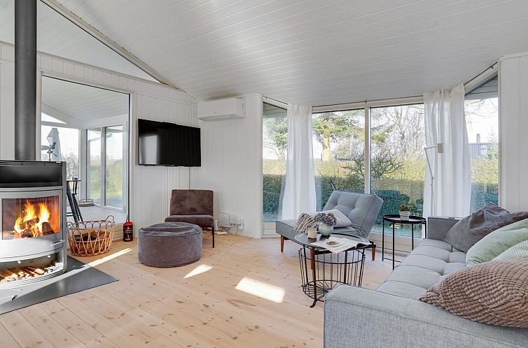 Vakantiehuis "Evamaria" - 350m from the sea