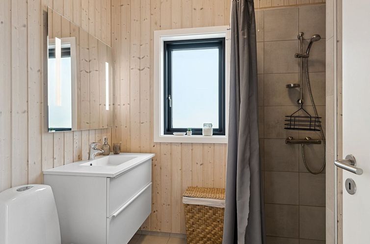 Vakantiehuis "Brothir" - 500m from the sea