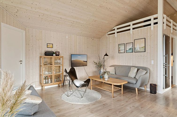Vakantiehuis "Brothir" - 500m from the sea