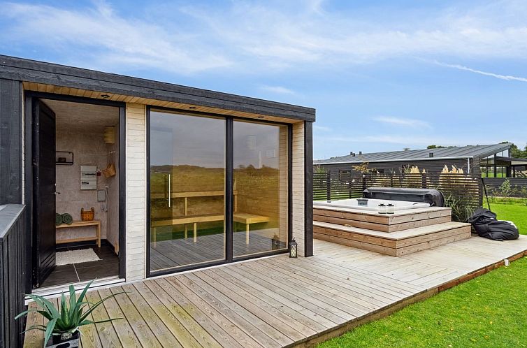 Vakantiehuis "Brothir" - 500m from the sea