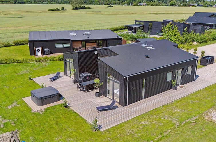 Vakantiehuis "Nissine" - 300m from the sea