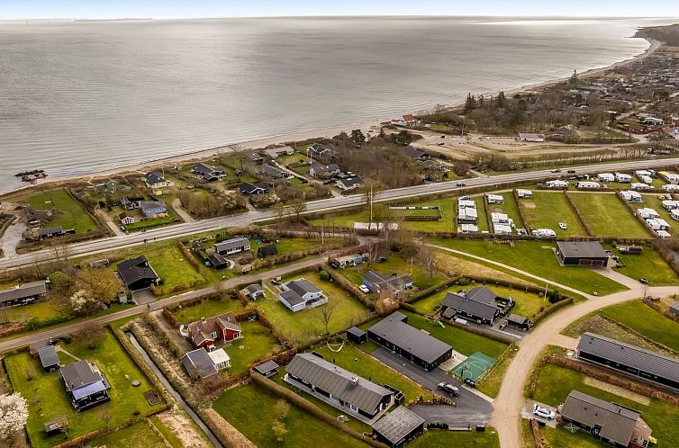 Vakantiehuis "Kato" -  from the sea