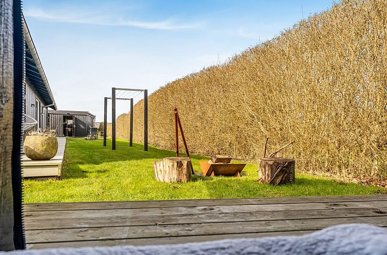 Vakantiehuis "Kato" -  from the sea