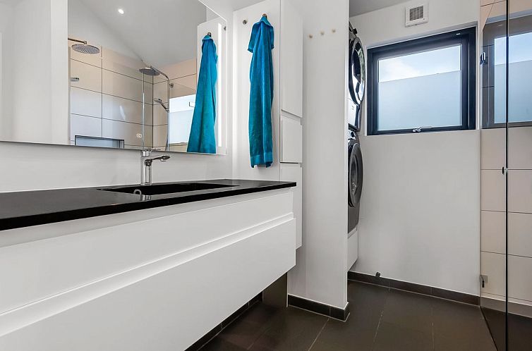 Vakantiehuis "Merve" - 250m from the sea