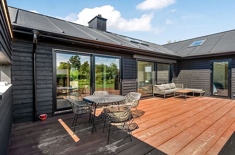 Vakantiehuis "Merve" - 250m from the sea