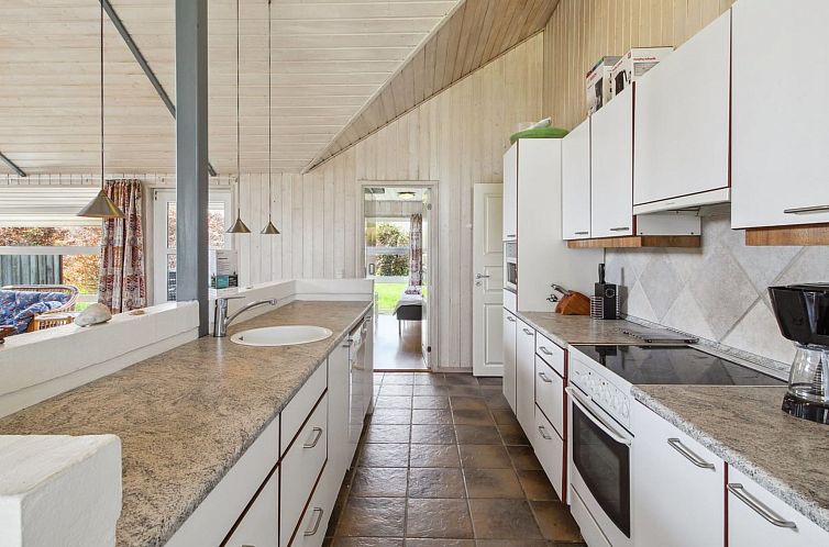 Vakantiehuis "Carit" - 80m from the sea