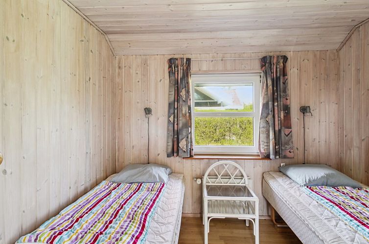 Vakantiehuis "Carit" - 80m from the sea
