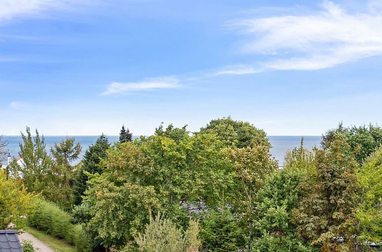 Vakantiehuis "Eliana" - 300m from the sea