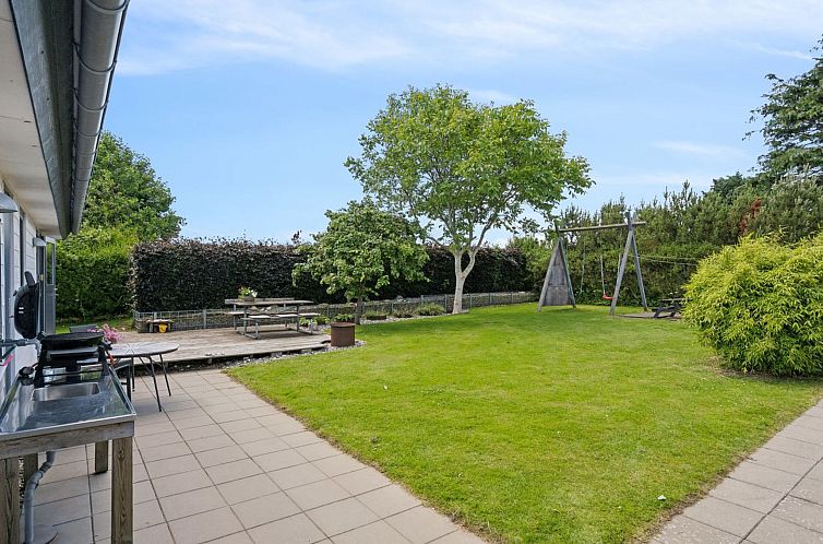 Vakantiehuis "Alona" - 90m from the sea