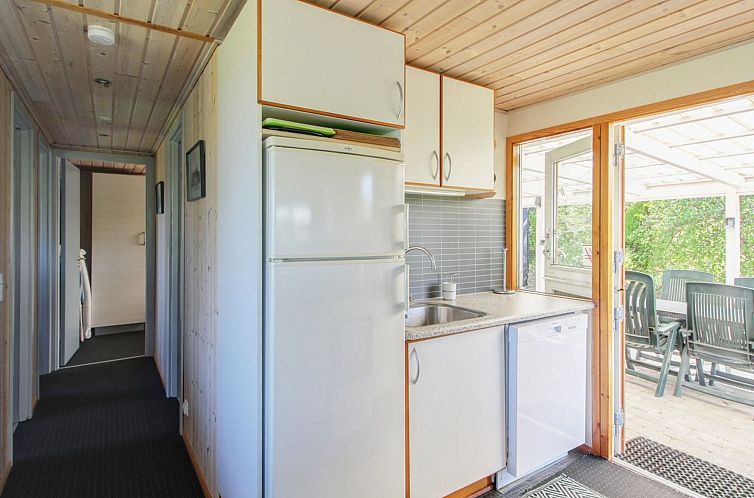 Vakantiehuis "Jukka" - 700m from the sea