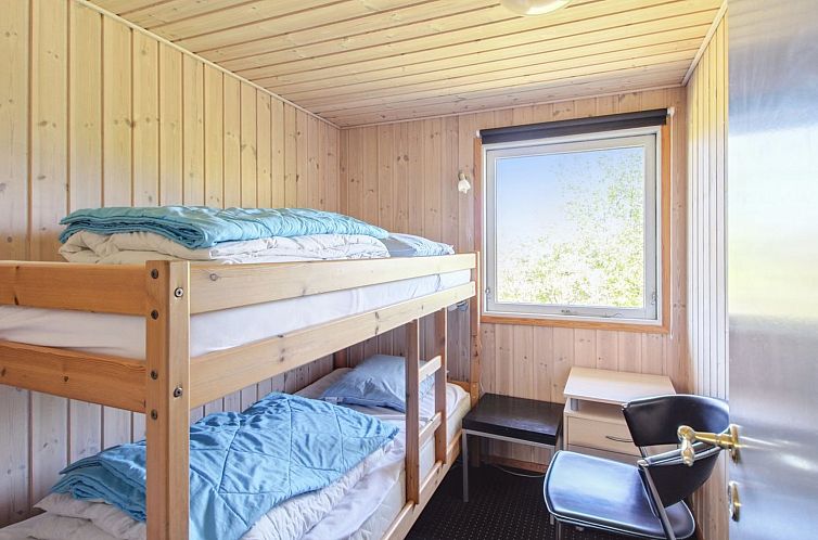 Vakantiehuis "Jukka" - 700m from the sea