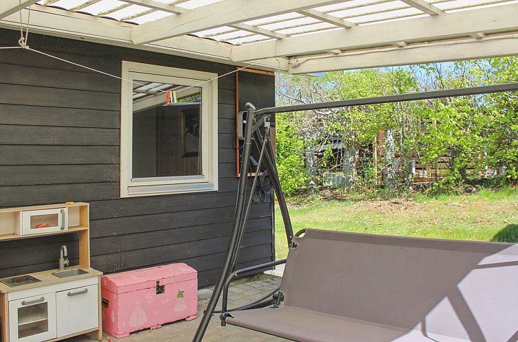 Vakantiehuis "Jukka" - 700m from the sea