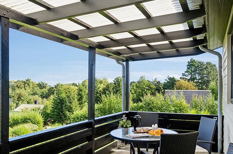 Vakantiehuis "Eliana" - 300m from the sea