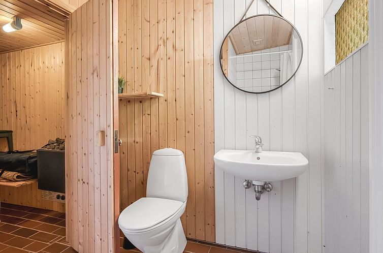 Vakantiehuis "Shaya" - 325m from the sea