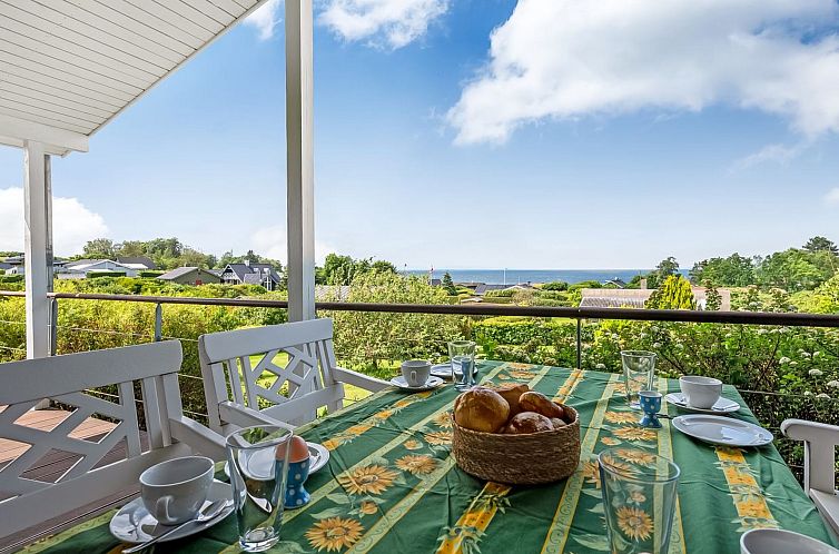 Vakantiehuis "Akira" - 250m from the sea