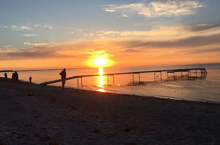 Vakantiehuis "Alona" - 90m from the sea