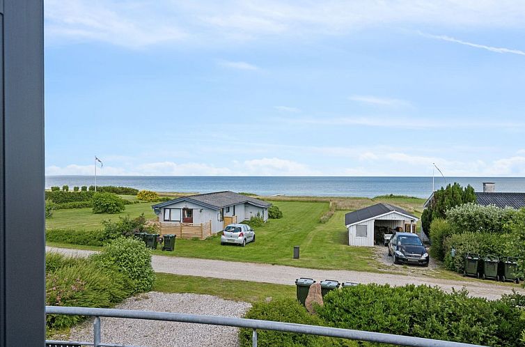 Vakantiehuis "Alona" - 90m from the sea