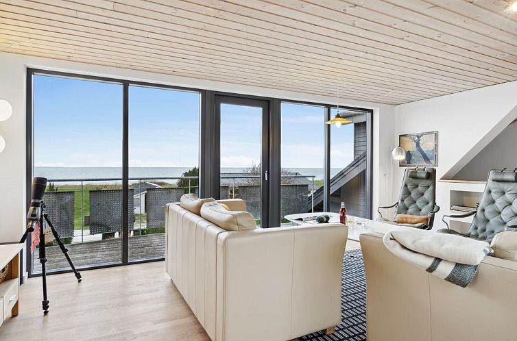 Vakantiehuis "Alona" - 90m from the sea