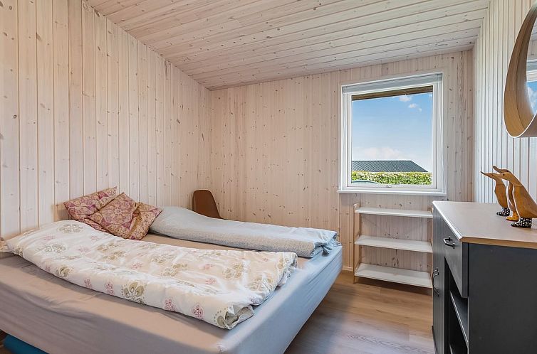 Vakantiehuis "Siljan" - 400m from the sea