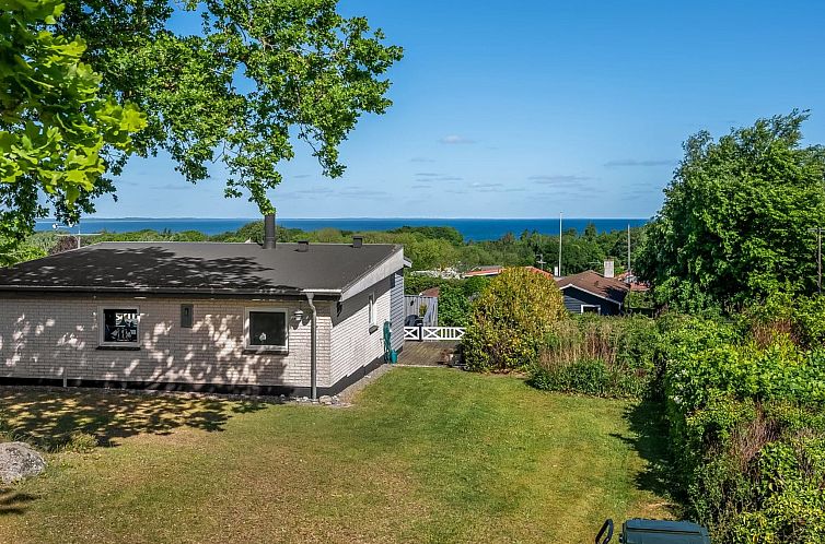 Vakantiehuis "Godwin" - 800m from the sea