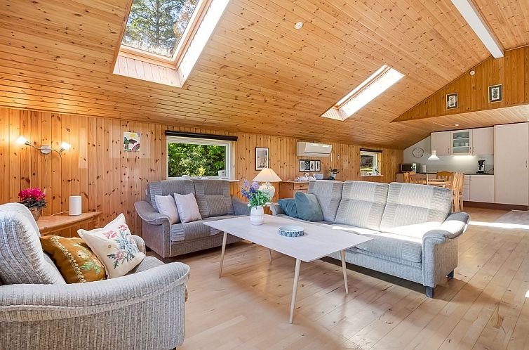 Vakantiehuis "Godwin" - 800m from the sea