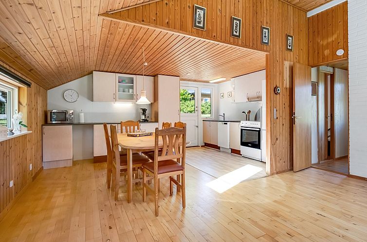 Vakantiehuis "Godwin" - 800m from the sea