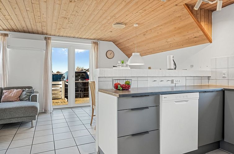 Vakantiehuis "Nikolce" - 300m to the fjord