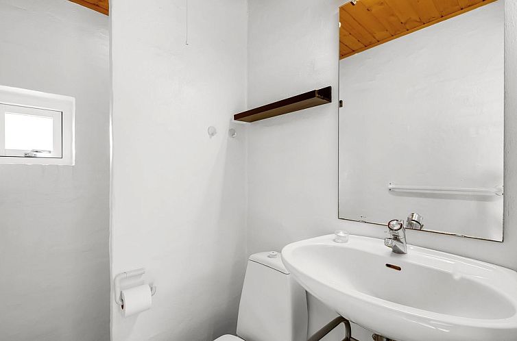 Vakantiehuis "Kirsa" - 200m to the fjord