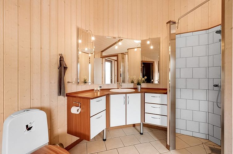 Vakantiehuis "Malila" - 400m to the fjord