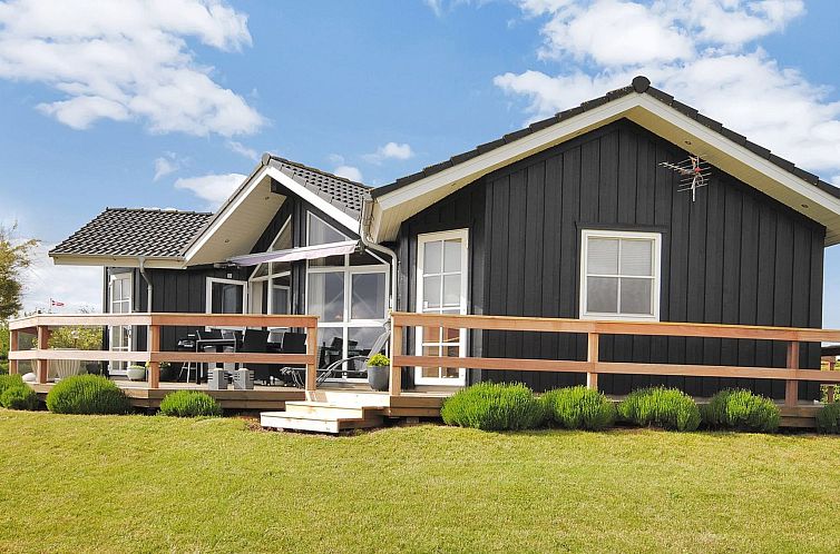 Vakantiehuis "Eberta" - 200m to the fjord