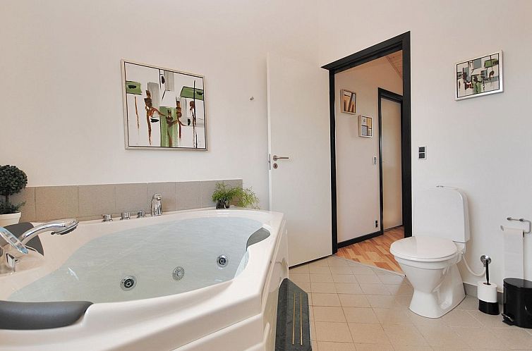 Vakantiehuis "Eberta" - 200m to the fjord