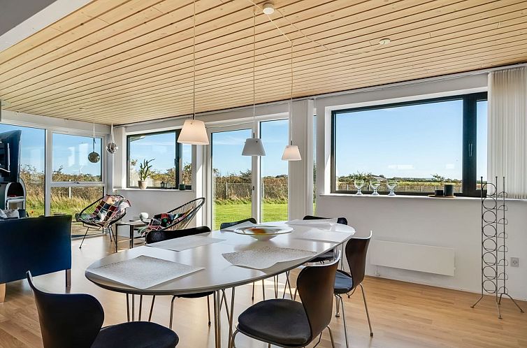 Vakantiehuis "Dunja" - 200m to the fjord