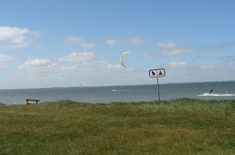 Vakantiehuis "Brynjolf" - 350m to the fjord